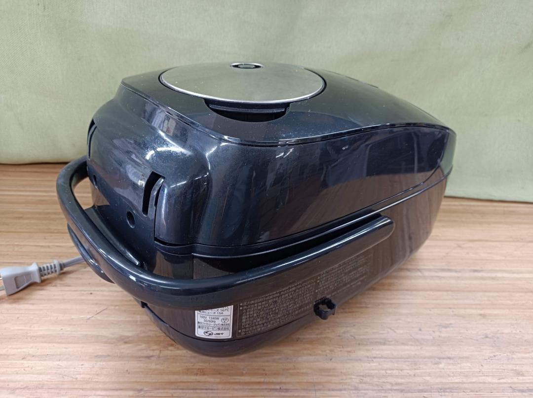 都《FCTKC》象印 炊飯器　NP-BL1O　中古　22年製