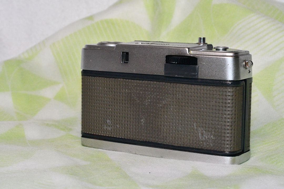 《動作品》OLYMPUS PEN EE S a376