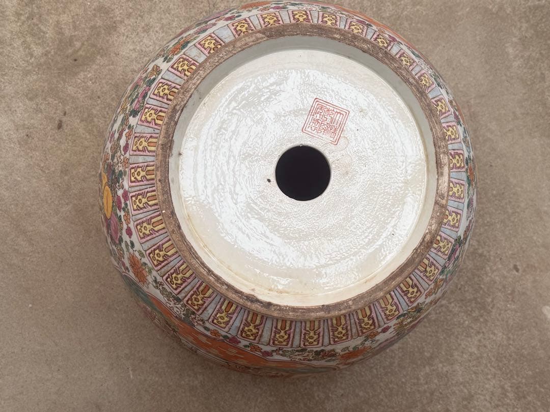 中国　粉彩　人物圖　鉢　高さ約33.5cm 大清乾隆年製銘　送料込み260407
