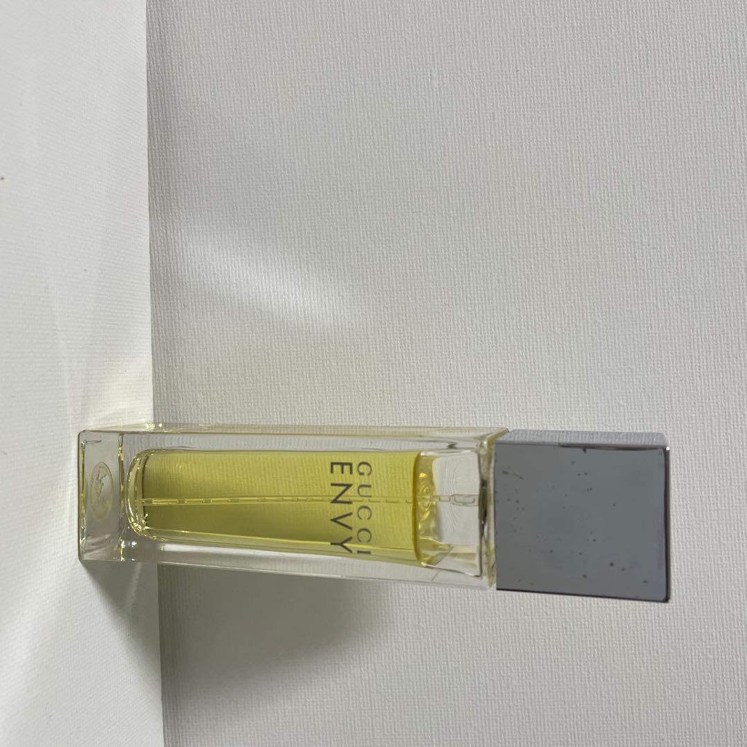 【残量多】GUCCI ENVY グッチ エンヴィ オードトワレ　香水　30ml