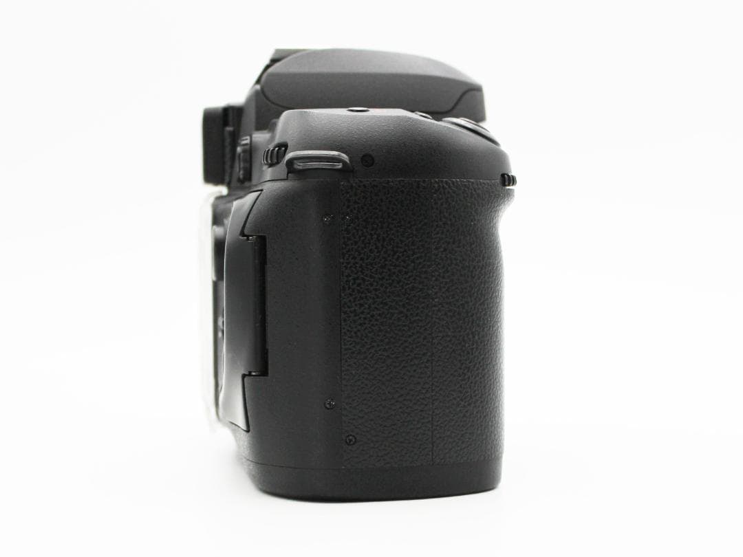 【動作品】Nikon ニコン D100 デジタル一眼レフ ボディ バッテリー付