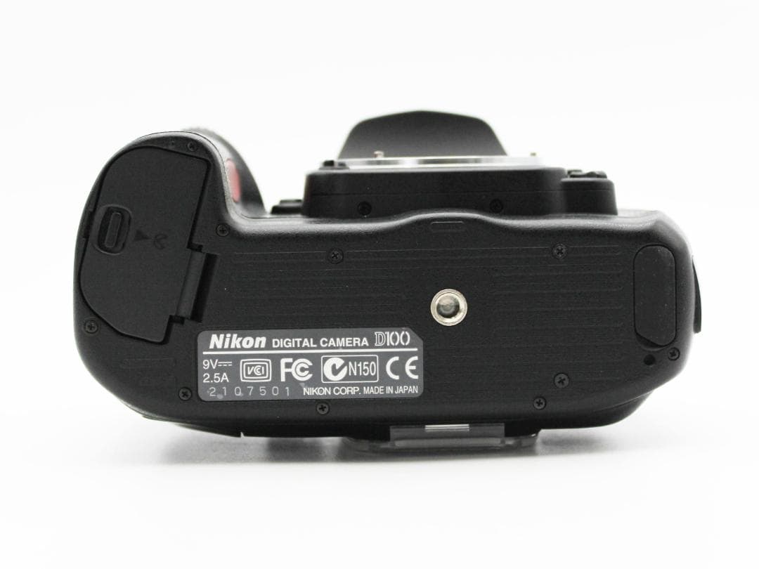【動作品】Nikon ニコン D100 デジタル一眼レフ ボディ バッテリー付