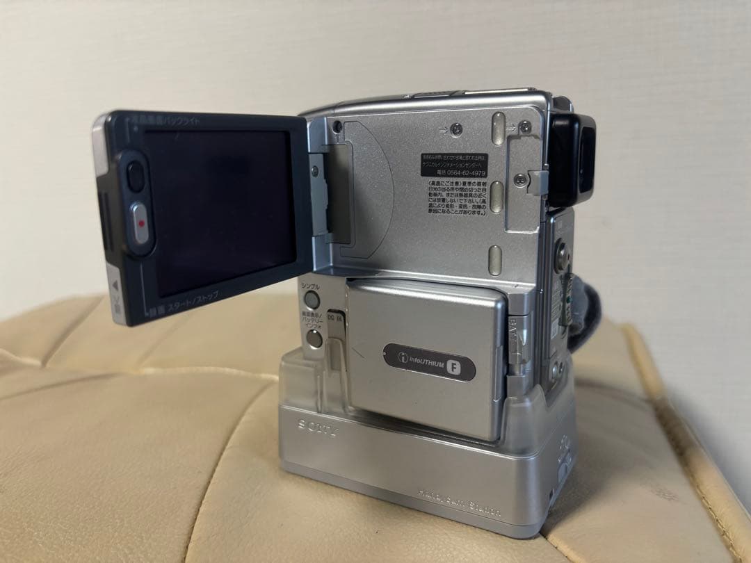 ソニー Sony ハンディカム　ビデオ　カメラ　ＤＣＲ　ＰＣ　109 コンパクト