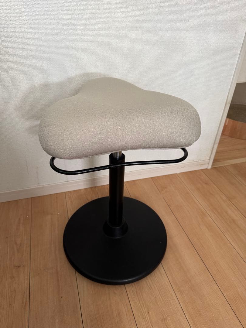 【美品】姿勢矯正チェア 姿勢サポート 回転式 昇降可 デスクワーク　椅子