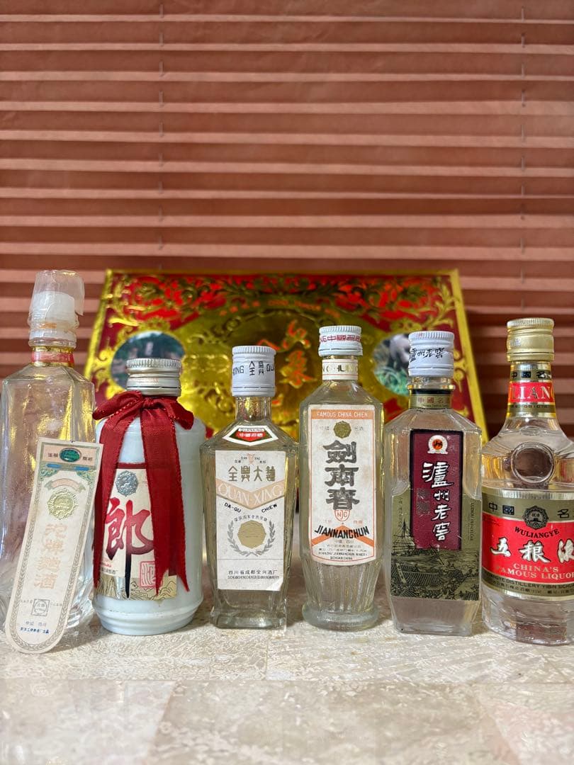 s*e様 古酒　五粮液 瀘州老窖　剣南春　中国　白酒　他　ミニボトル　6点セット