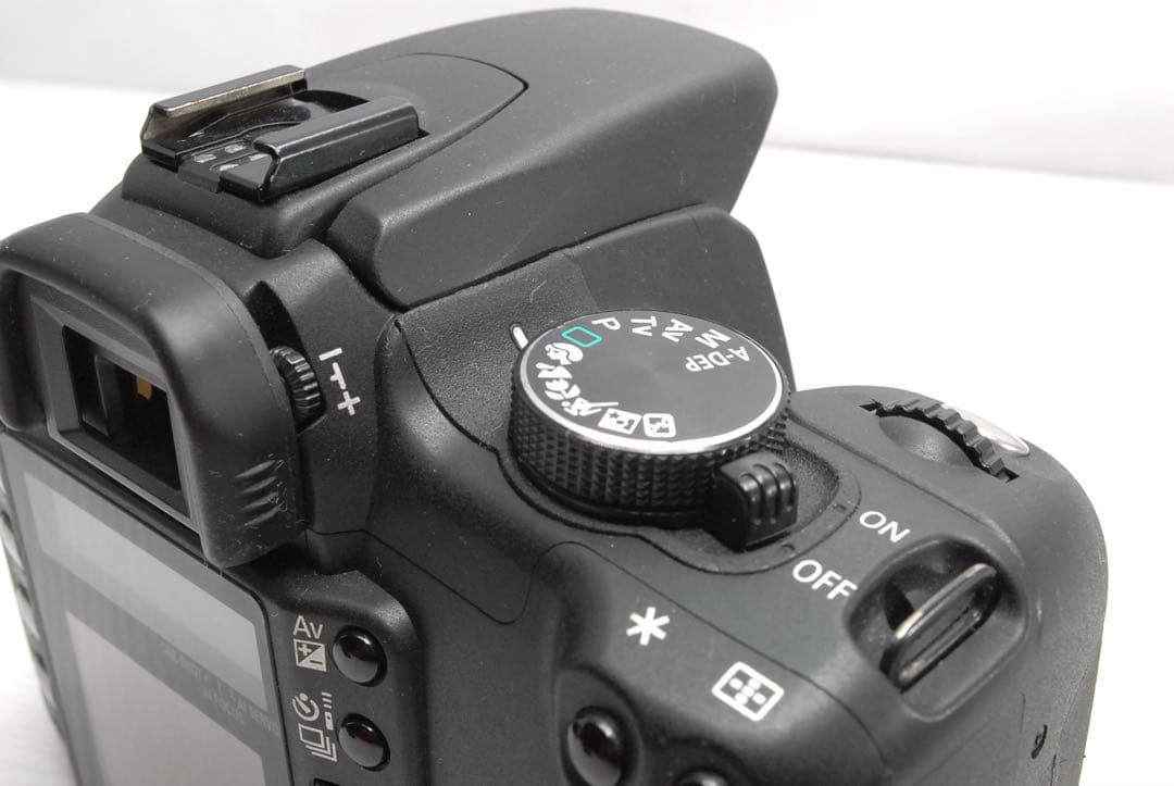 EOS Kiss Digital N すぐ使える CFカードつき一眼レフ