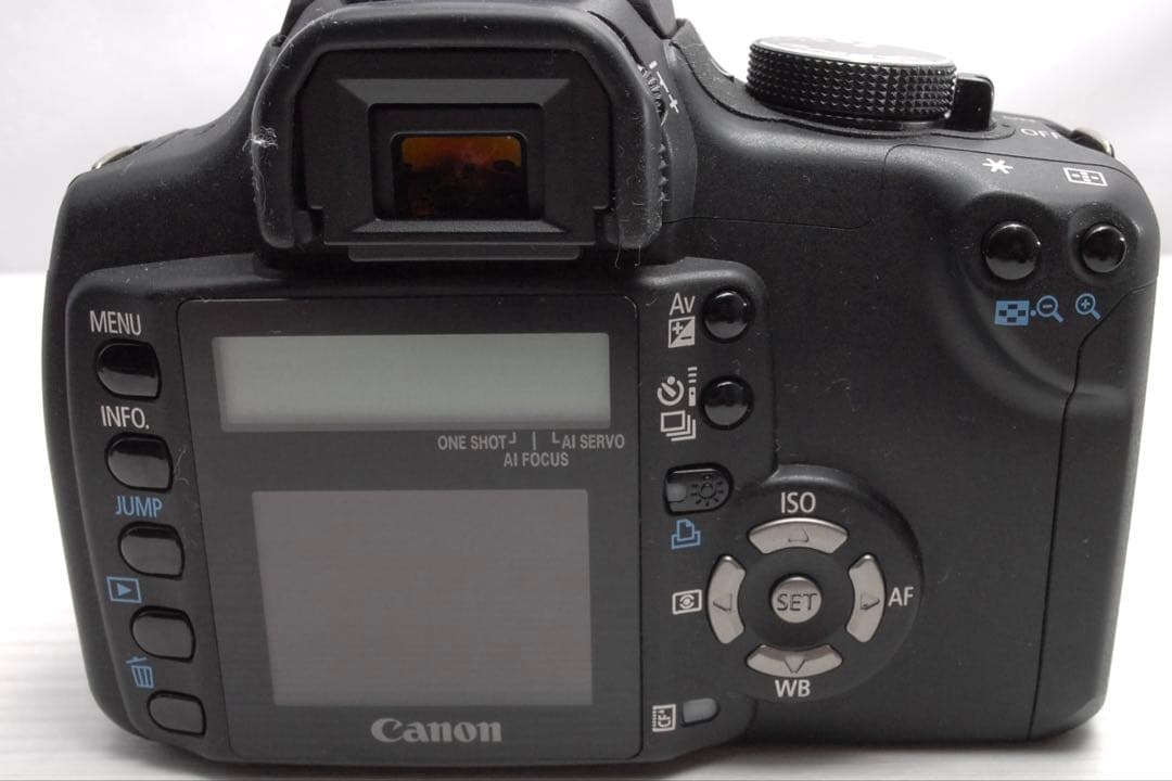 EOS Kiss Digital N すぐ使える CFカードつき一眼レフ
