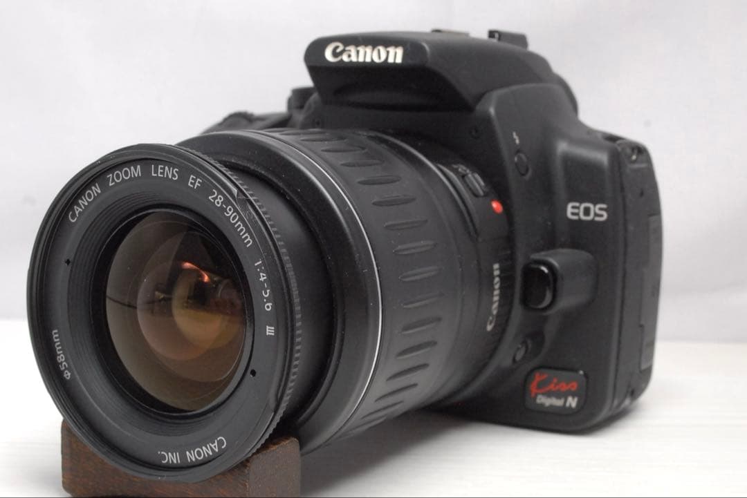 EOS Kiss Digital N すぐ使える CFカードつき一眼レフ