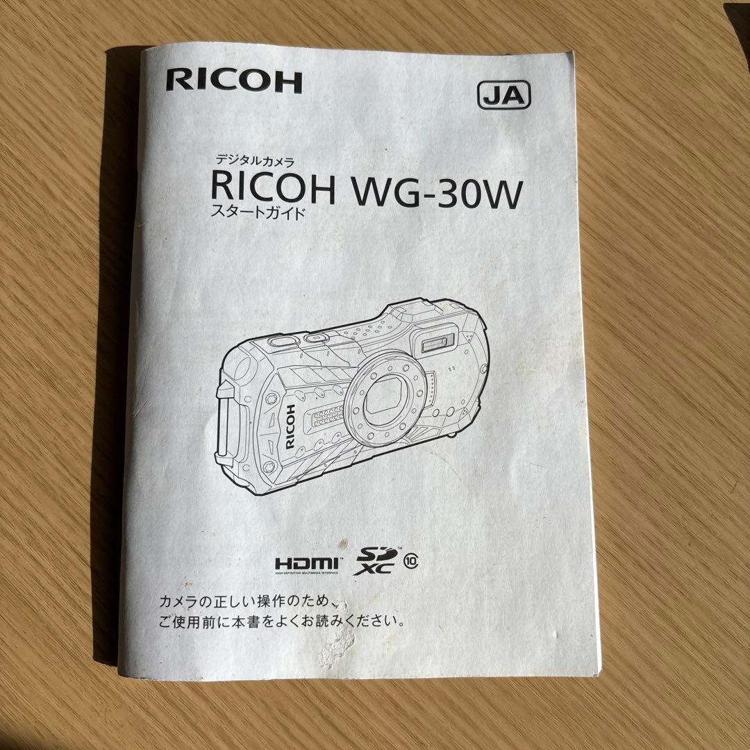 RICOH WG-30 防水・耐衝撃　デジタルカメラ SDカード16GB付　美品