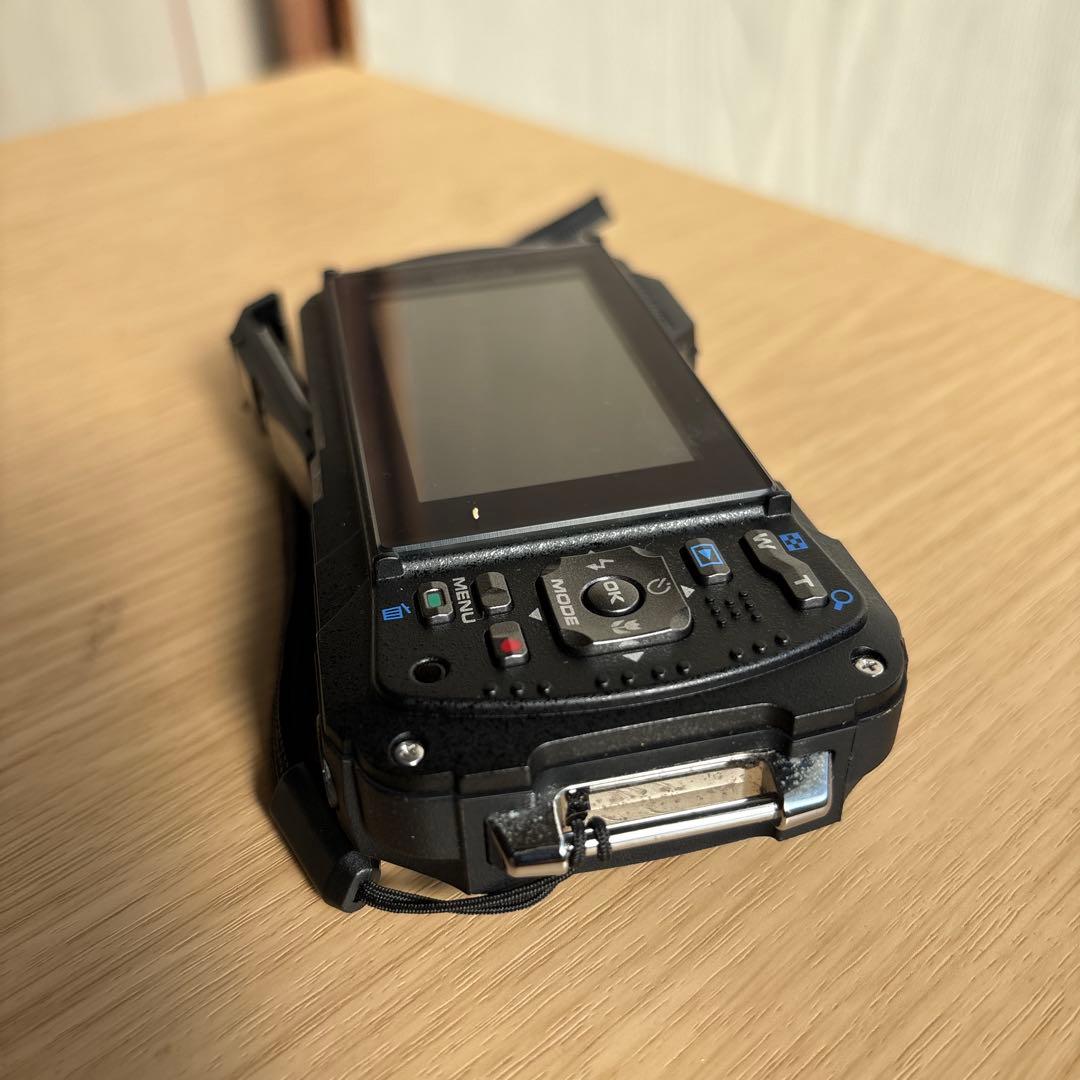 RICOH WG-30 防水・耐衝撃　デジタルカメラ SDカード16GB付　美品