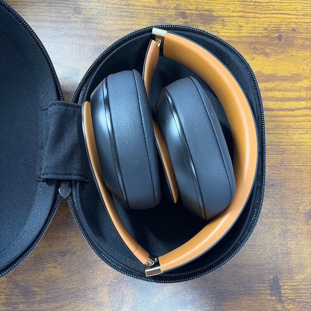 【Beats Studio3 Wireless】ミッドナイトブラック