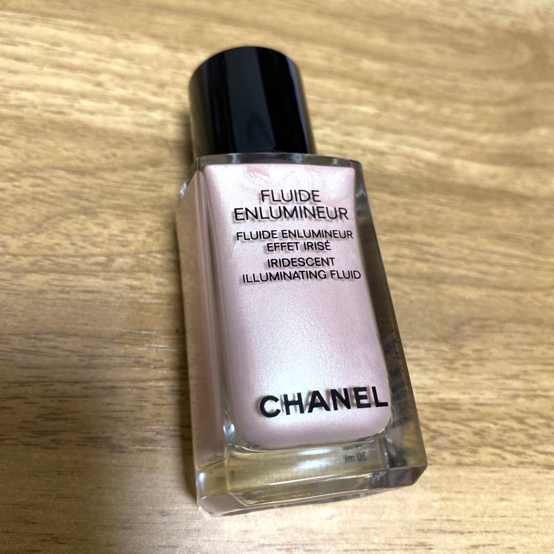 CHANEL フリュイド アンルミネール ハロー