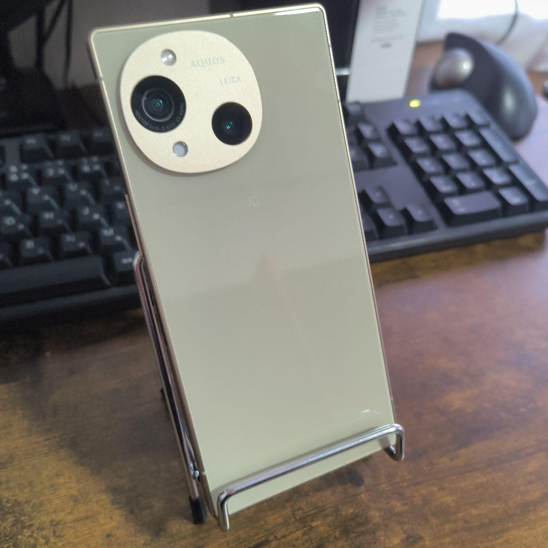 【中古】SIMフリー版 AQUOS R10（本体のみ）