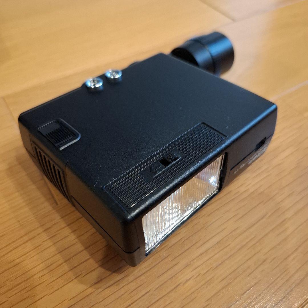 Nixon F3 本体、スピードライト、レンズ等