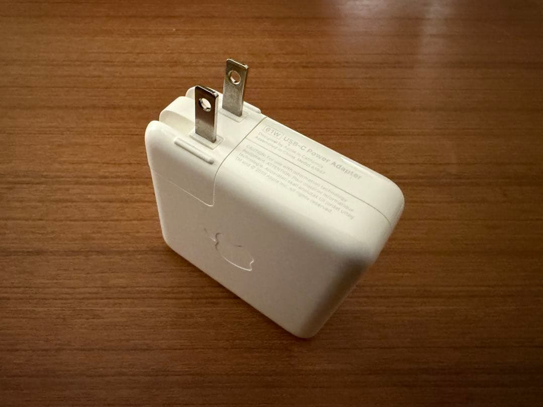 MacBook本体 MacBookPro 13in 2020 4Thunderbolt 3Ports