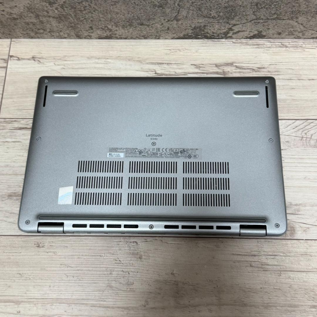 DELLノートパソコン 準美品 13世代i5 16GB SSD256GB 小型