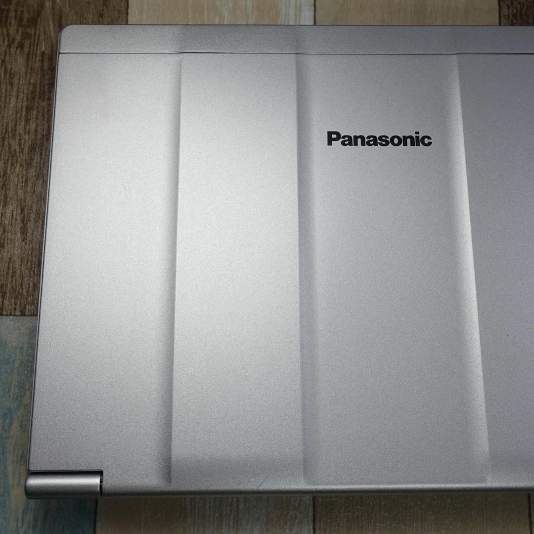 超高速大容量新品ＳＳＤ１ＴＢ搭載✨累積使用４０時間！✨１１世代ｉ５に大容量メモリ