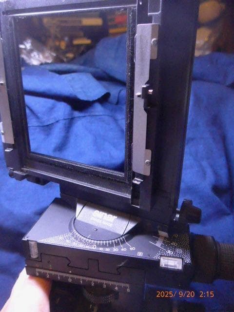 Sinar P2／4x5の後フレームです。大判カメラの名品　比較的綺麗です
