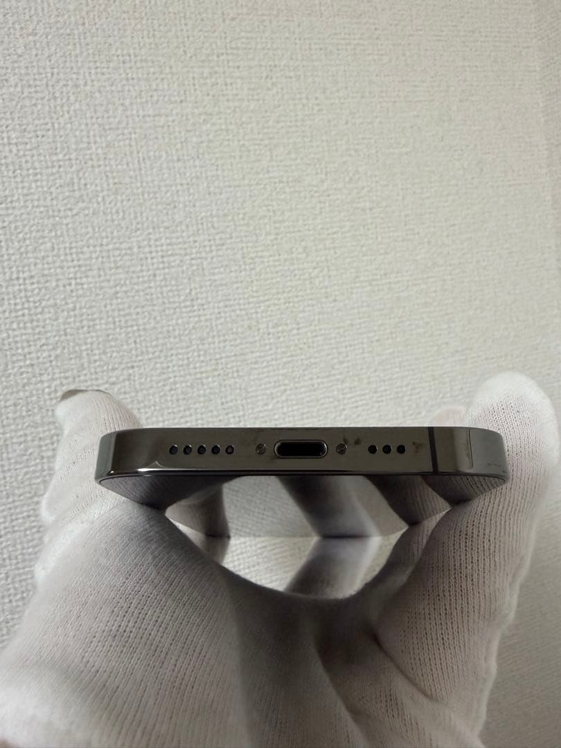 【美品】Apple iPhone 13 pro 256GB グラファイト