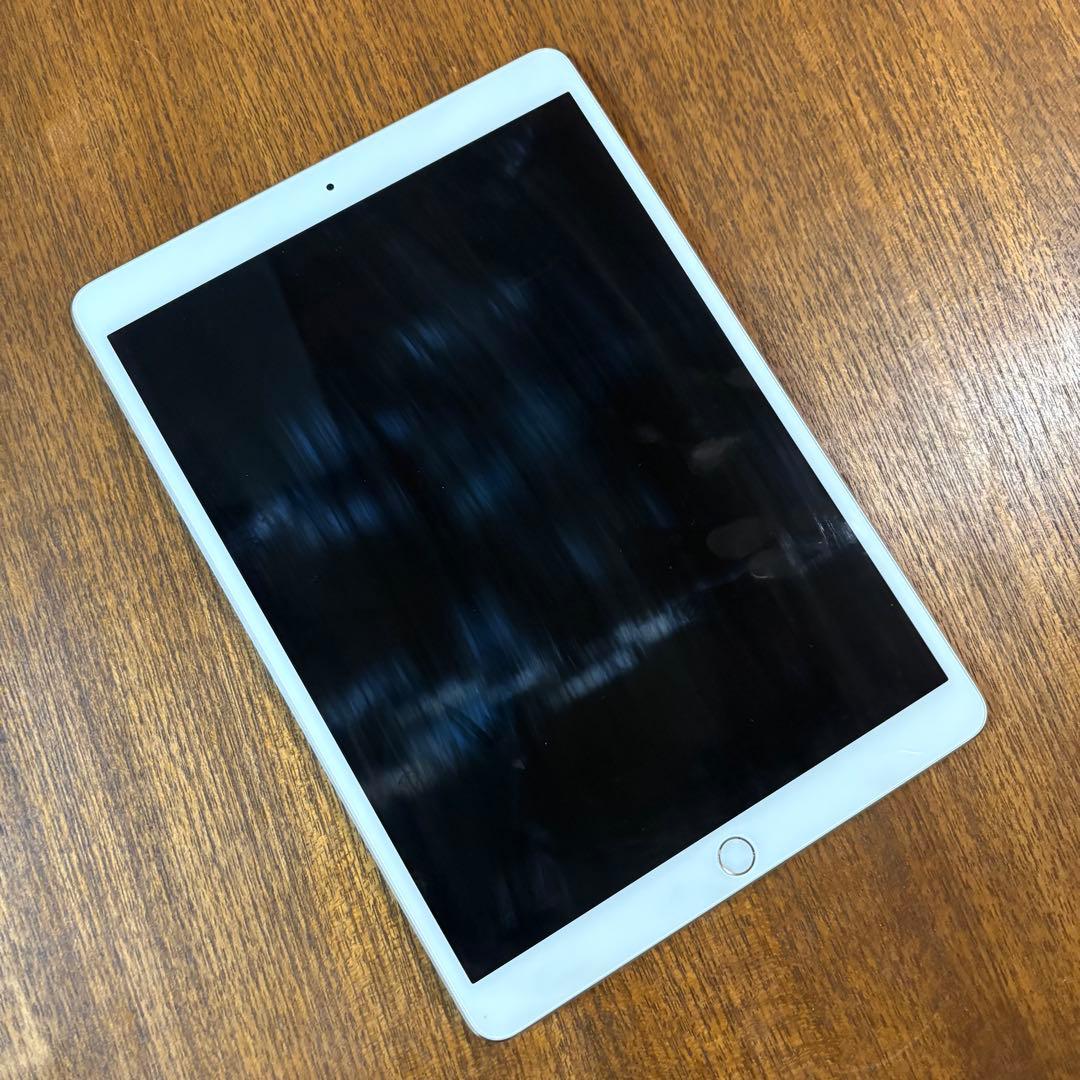 Apple iPad Pro シルバー・10.5インチ・512GB・WiFi