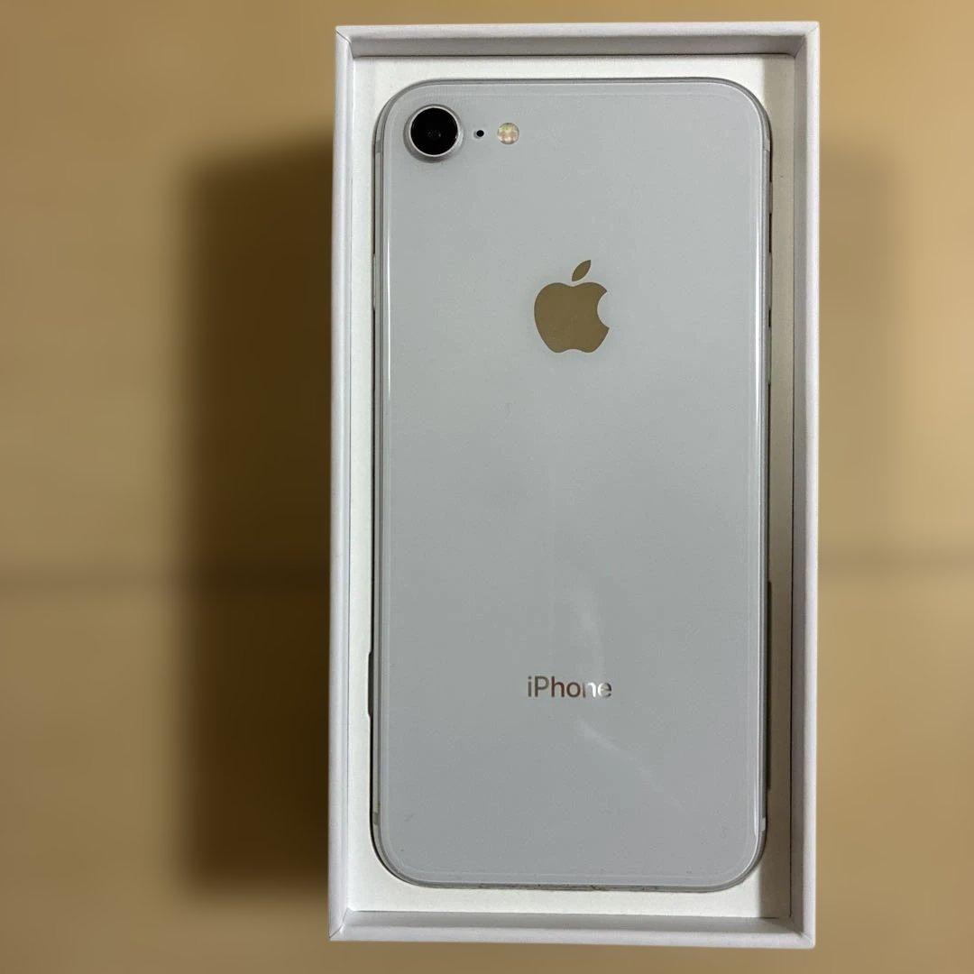 Apple iPhone 8 ホワイト　64GB