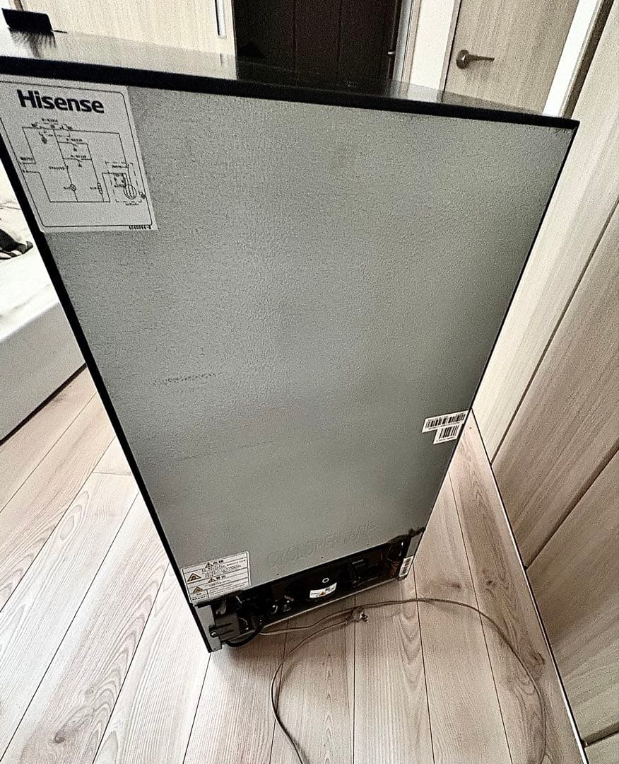 Hisense 冷蔵庫 2ドア　93リットル　ブラック