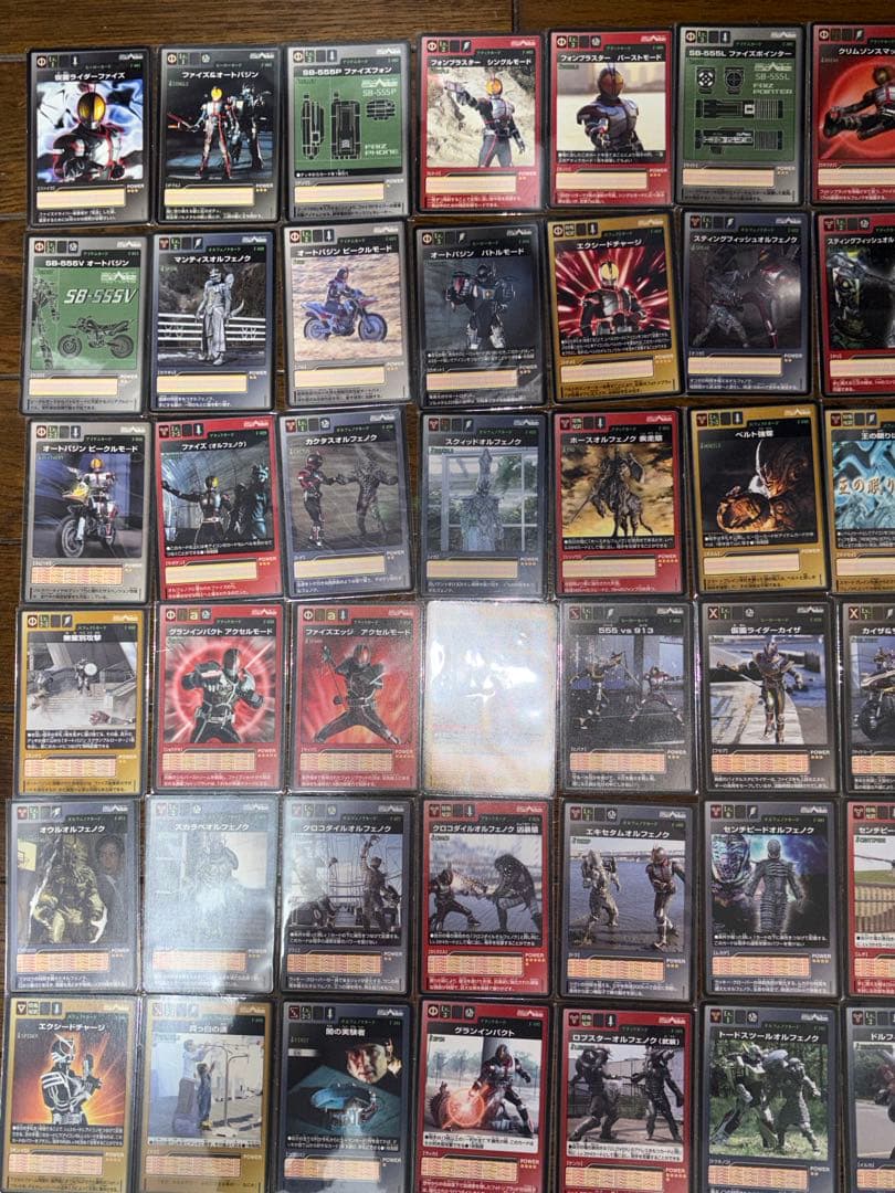 仮面ライダーファイズ カードゲーム カードダス100 キラ含む約１０７枚★乾巧