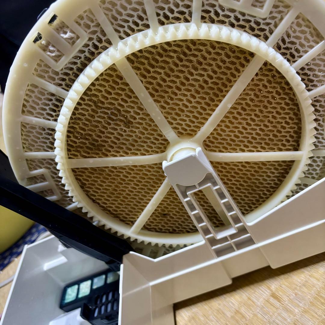 Panasonic 加湿空気清浄機 F-VXU55-W ～25畳2021年製