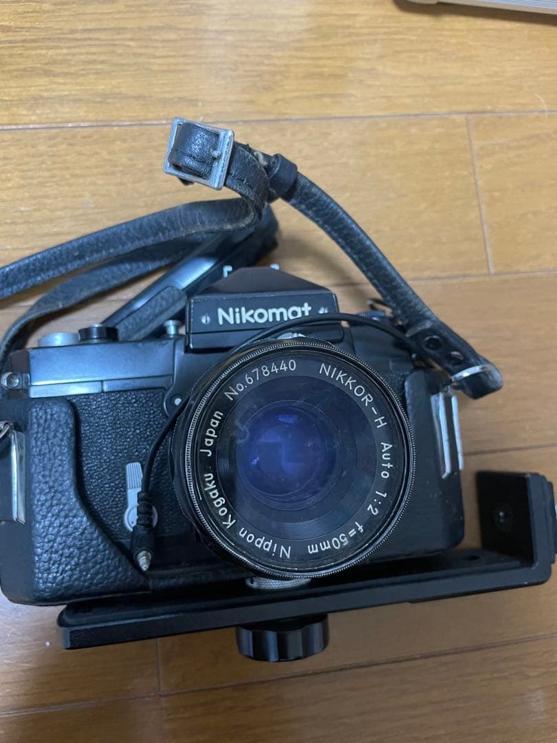 カメラ　2台　レンズ　ストロボ　その他カメラ用品　まとめ売り　Nikon