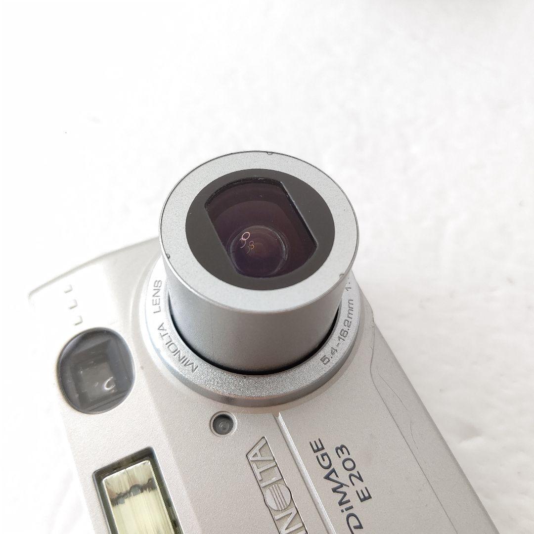 ミノルタ　デジタルカメラ　DIMAGE E203 美品　電池式 MINOLTA