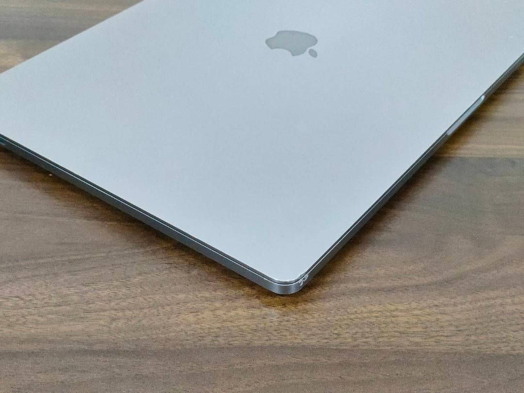 MacBook Pro 2019 16インチ i9 32G 1TB H2