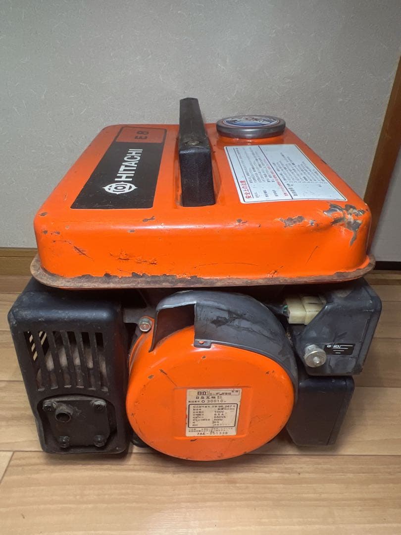 HITACHI 日立エンジン発電機 E8 引取限定埼玉県春日部市