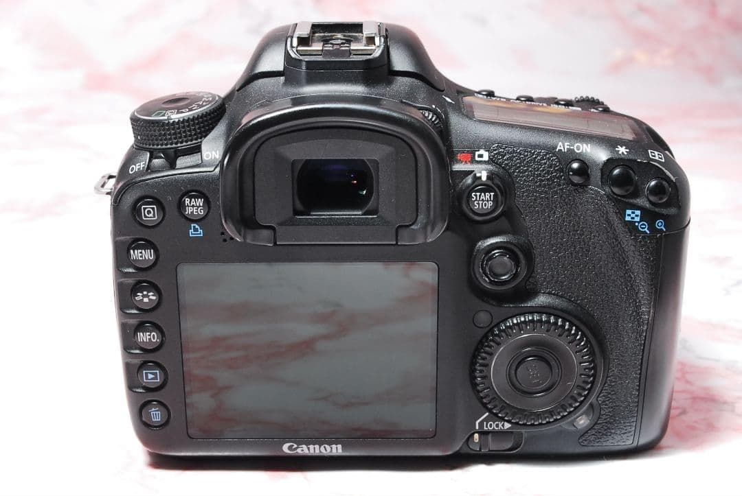 ✨Canon EOS 7D✨標準+超望遠Wレンズ 高速連写 本格撮影 初心者最適