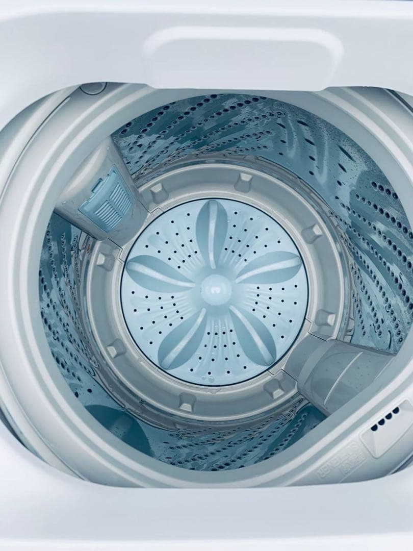 ♦Hisense 全自動電気洗濯機【2021年製】HW-K45E