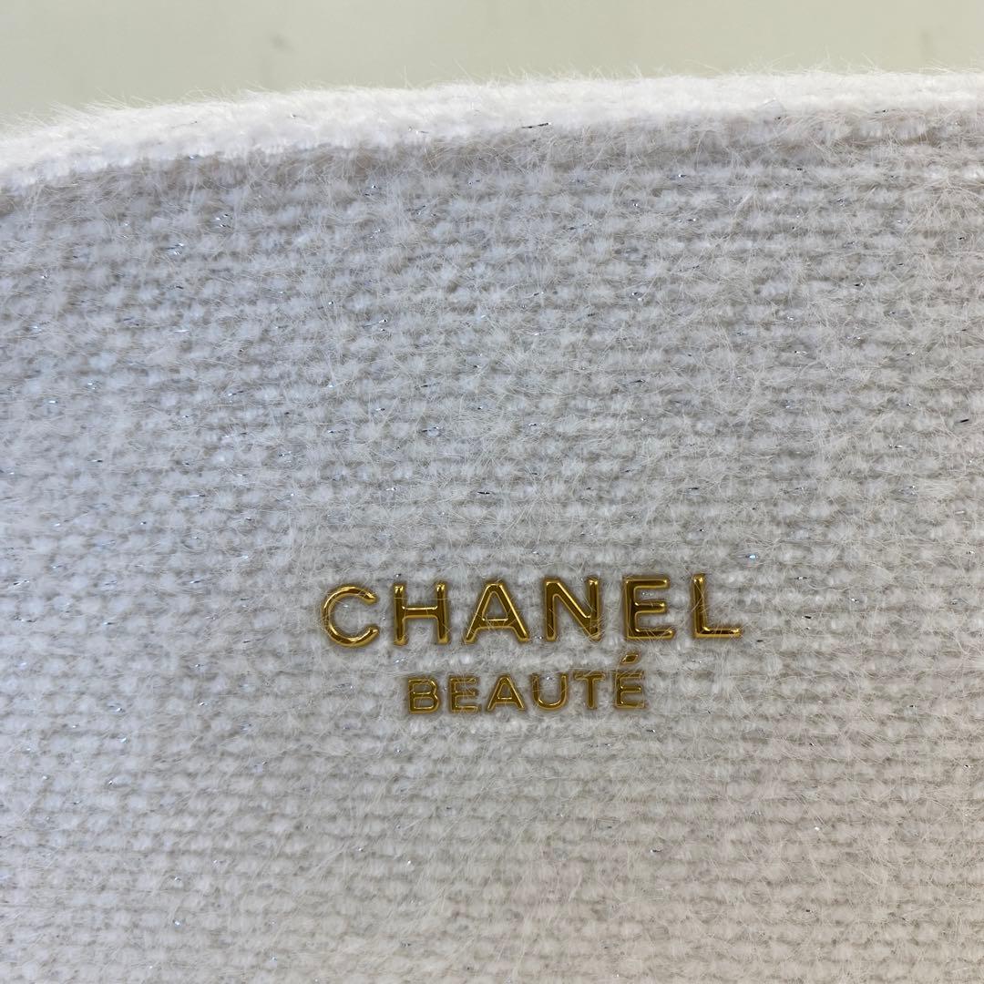 CHANEL(シャネル) エッセンシャルケアセット リップクリーム＆ポーチ