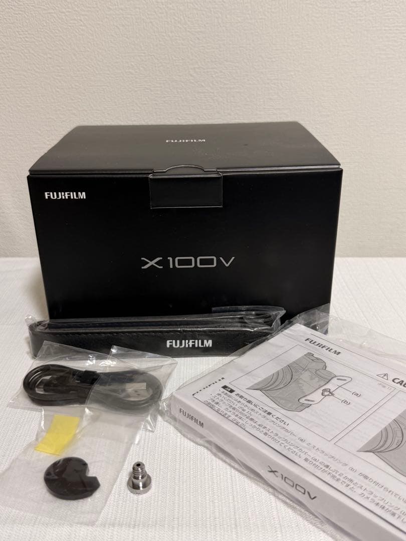【美品】FUJIFILM X100V シルバー