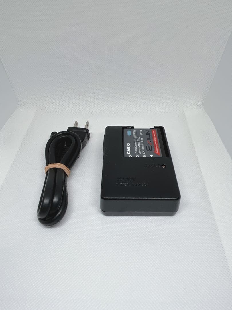 【動作確認済】CASIO EXILIM EX-ZR100 美品