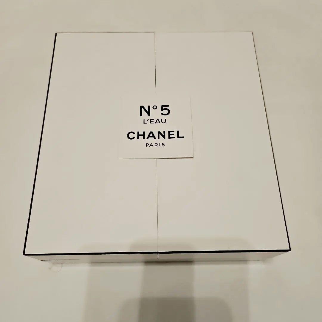 シャネル N°5 ロー オー ドゥ トワレット シアターコフレ 特別限定品