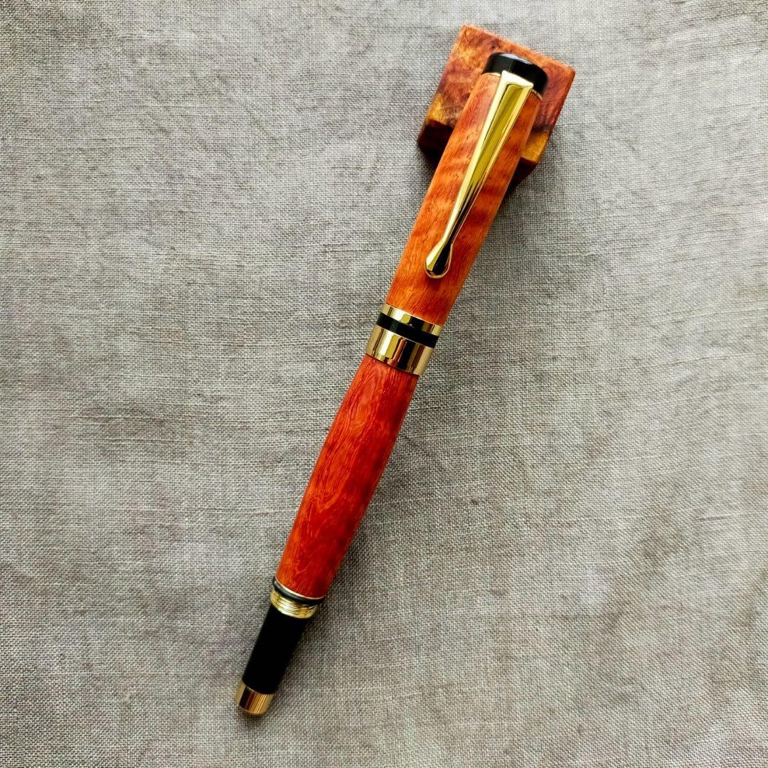 花梨　縮杢　ハンドメイド　木軸　万年筆
