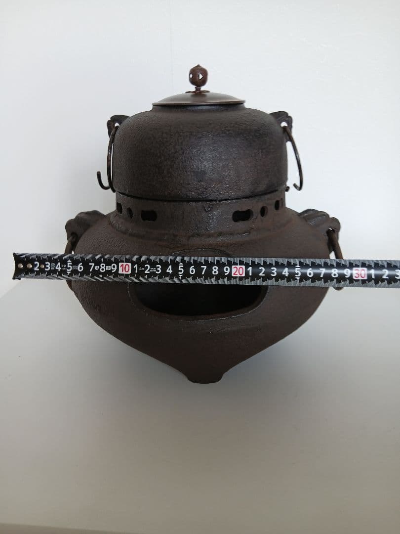 鉄製 茶釜 丸型