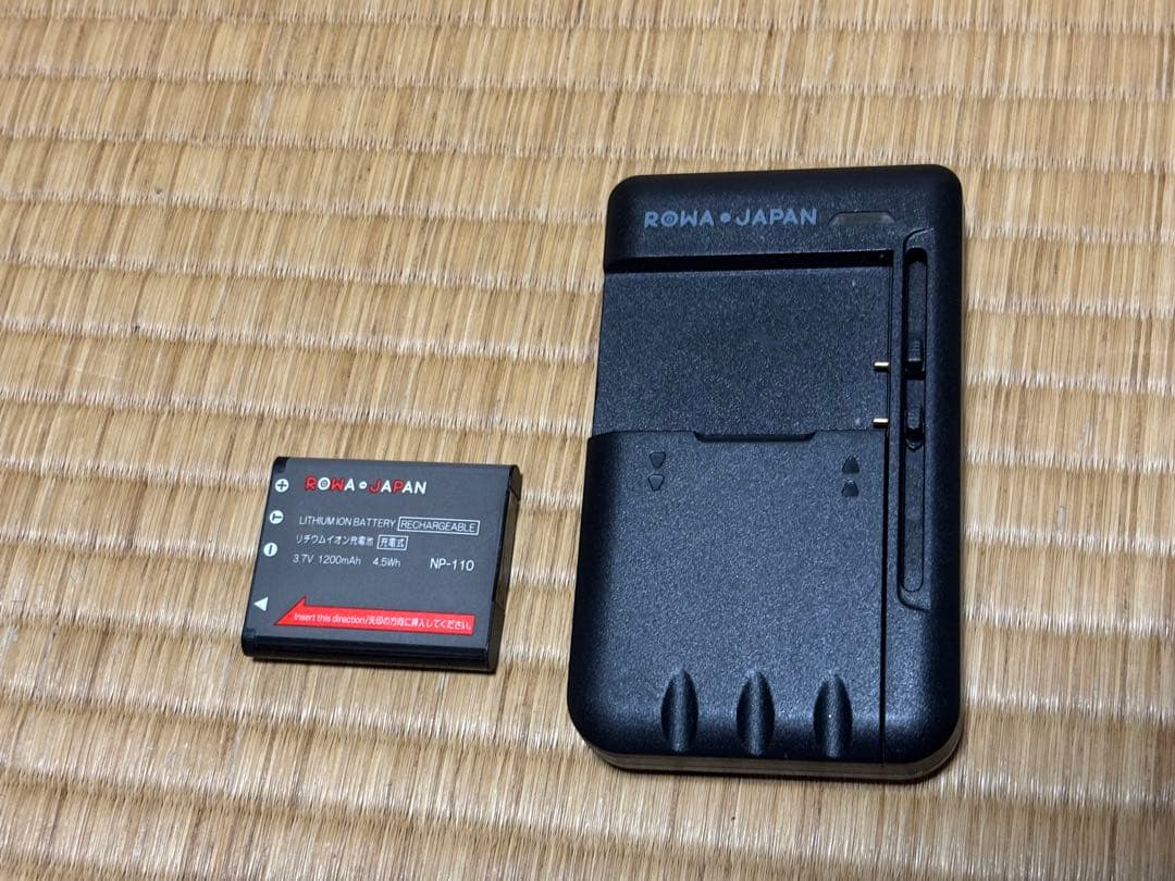 土日限定セール　CASIO カシオ EXILIM EX-Z3000 ブラウン