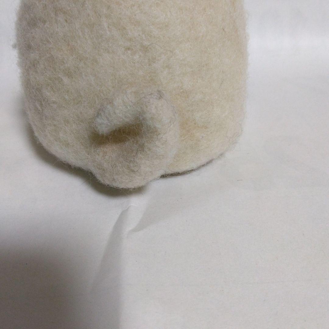 羊毛フェルト　ハンドメイド　パグ　お座りポーズ　困った顔