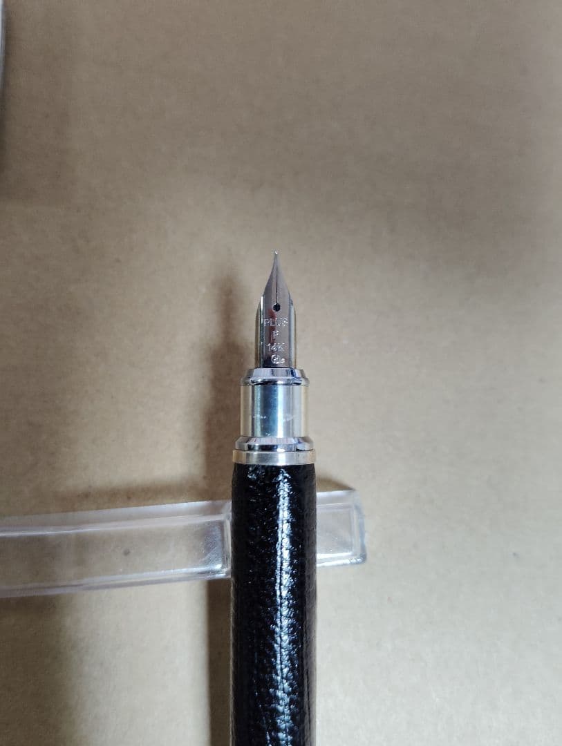 万年筆　Crescent　14K F　クレセント　革張り 黒　プラス