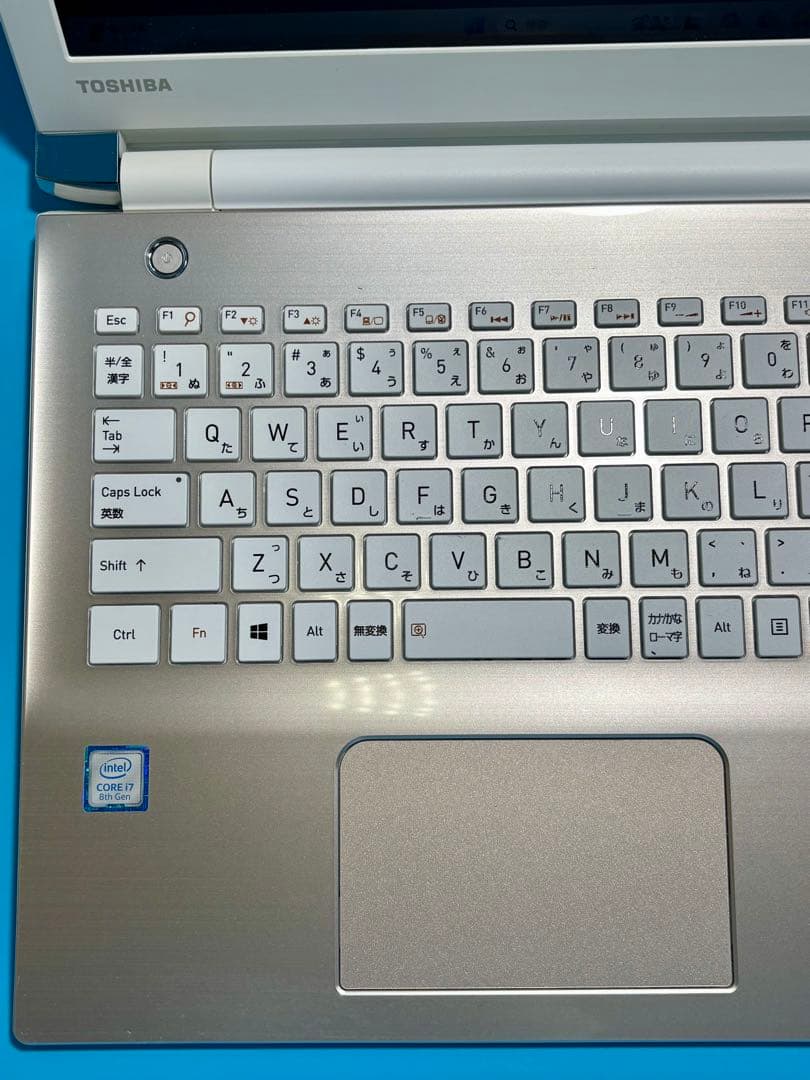 東芝 dynabook T75/GG i7 8550U SSD 2TB 32GB