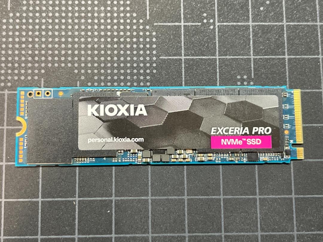 内蔵型SSD KIOXIA EXCERIA PRO NVMe SSD 1TB s/n-237*