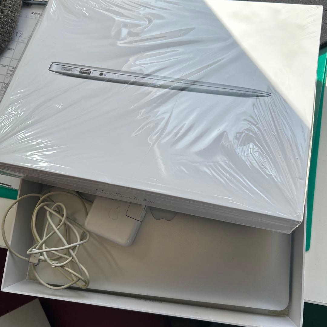 MacBook Air 11 インチ2014年モデル　充電器付