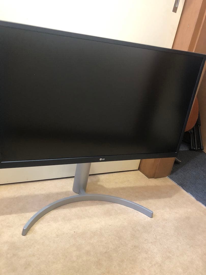 LG 27UL550-W 27インチ 4K UHD ゲーミングモニター(140