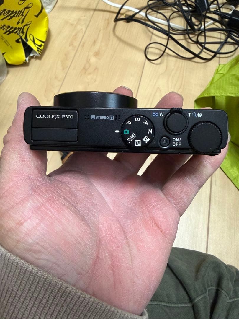 Nikon コンパクトデジタルカメラ COOLPIX P300