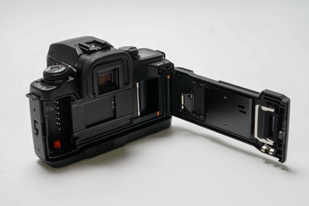 Canon EOS55 フィルム一眼レフカメラ