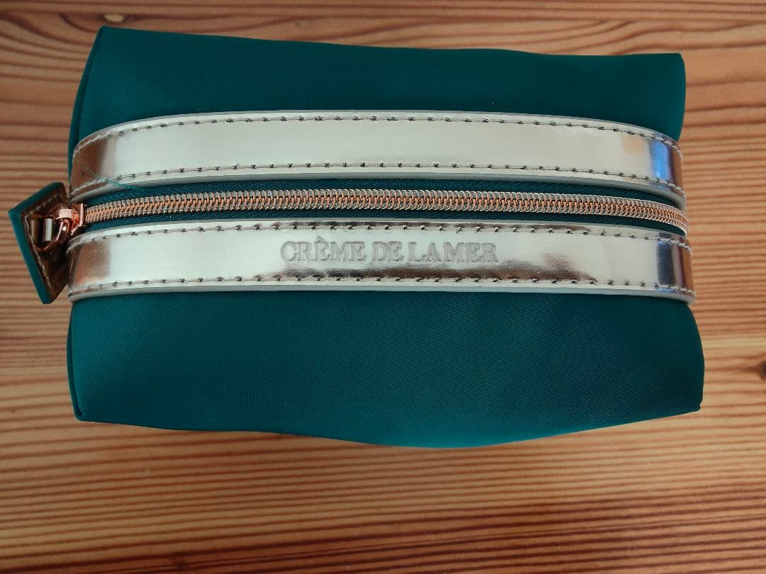 LA MER クレーム ドゥ・ラ・メール 60ml　※ポーチ2点付